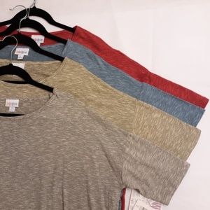 Lularoe Tee (Irma GREEN) NWT
